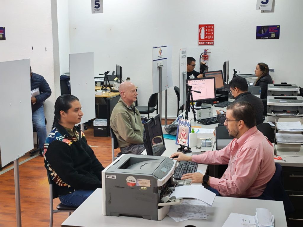 Obtención de licencias en la agencia de Cuenca