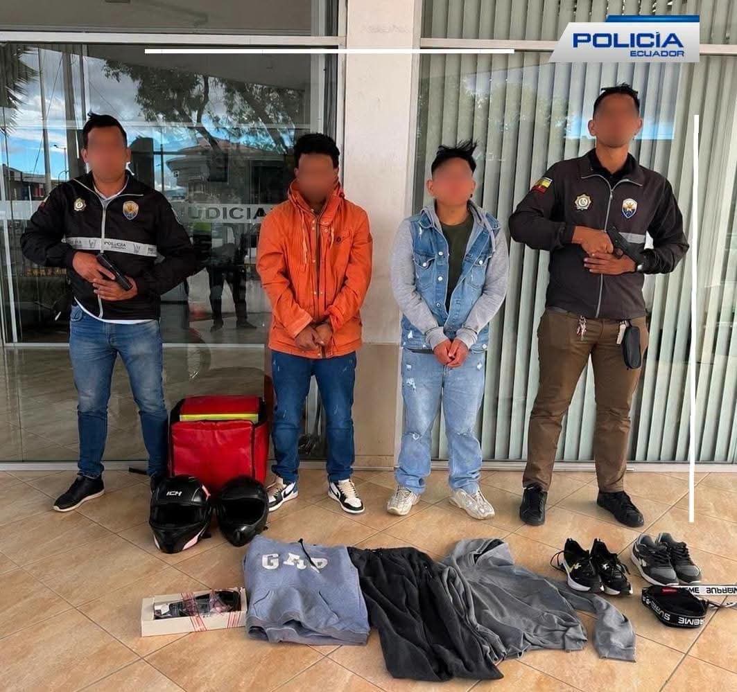 La Policía detuvo a dos hombres que asaltaron una gasolinera. Foto: Policía Nacional