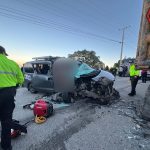 En el accidente estuvieron involucrados una VAN y una volqueta. Foto: Bomberos de El Tambo
