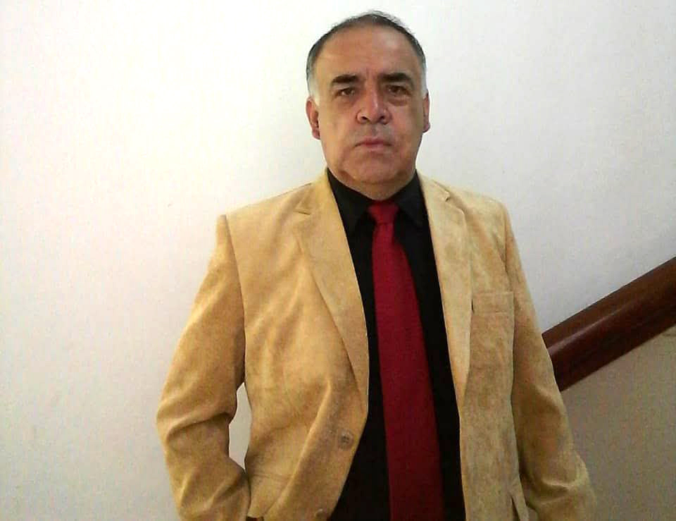 Diego Arteaga fue un historiador de Cuenca. Foto tomada de su perfil de Facebook