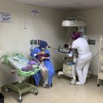 Los gemelos shuar fueron atendidos en el Hospital Vicente Corral Moscoso. /Cortesía