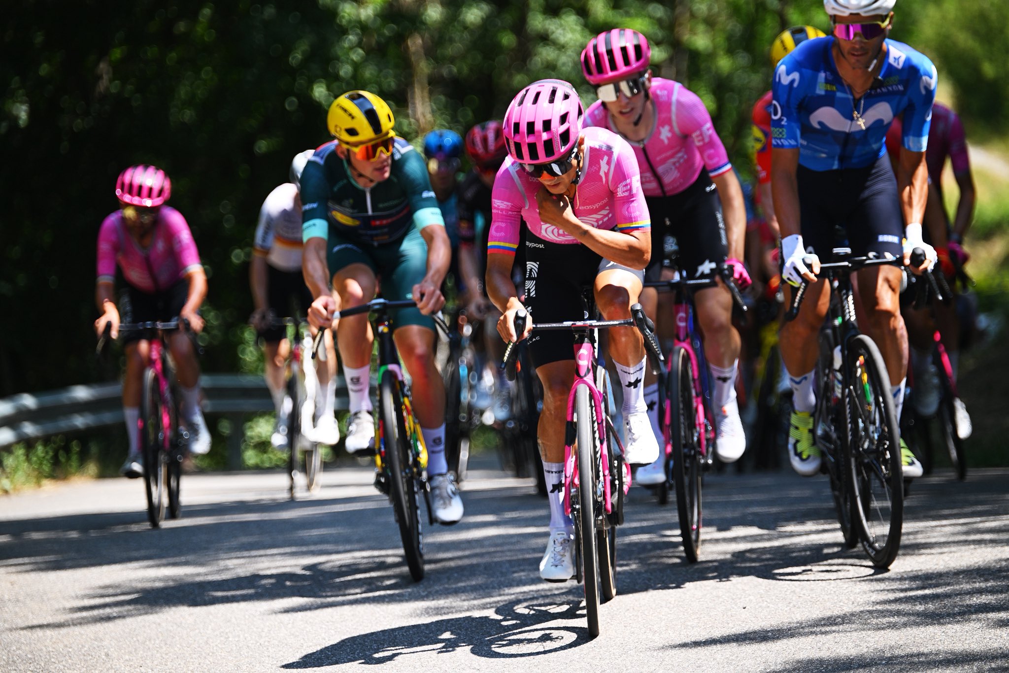 Richard Carapaz en la etapa 19 del Tour de Francia 2026 que se disputó este 24 de julio. Foto: EF Pro Cycling