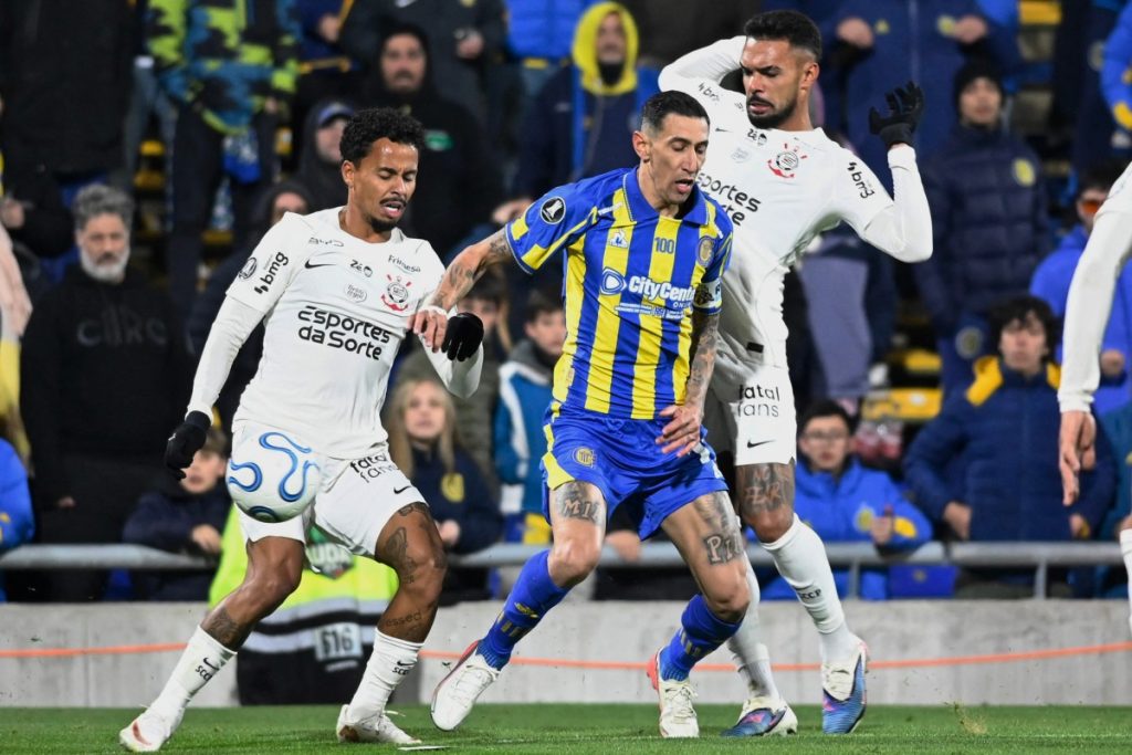 Rosario Central enfrentará a Corinthians por los octavos de final de la Copa Libertadores 2026. Foto: AFP