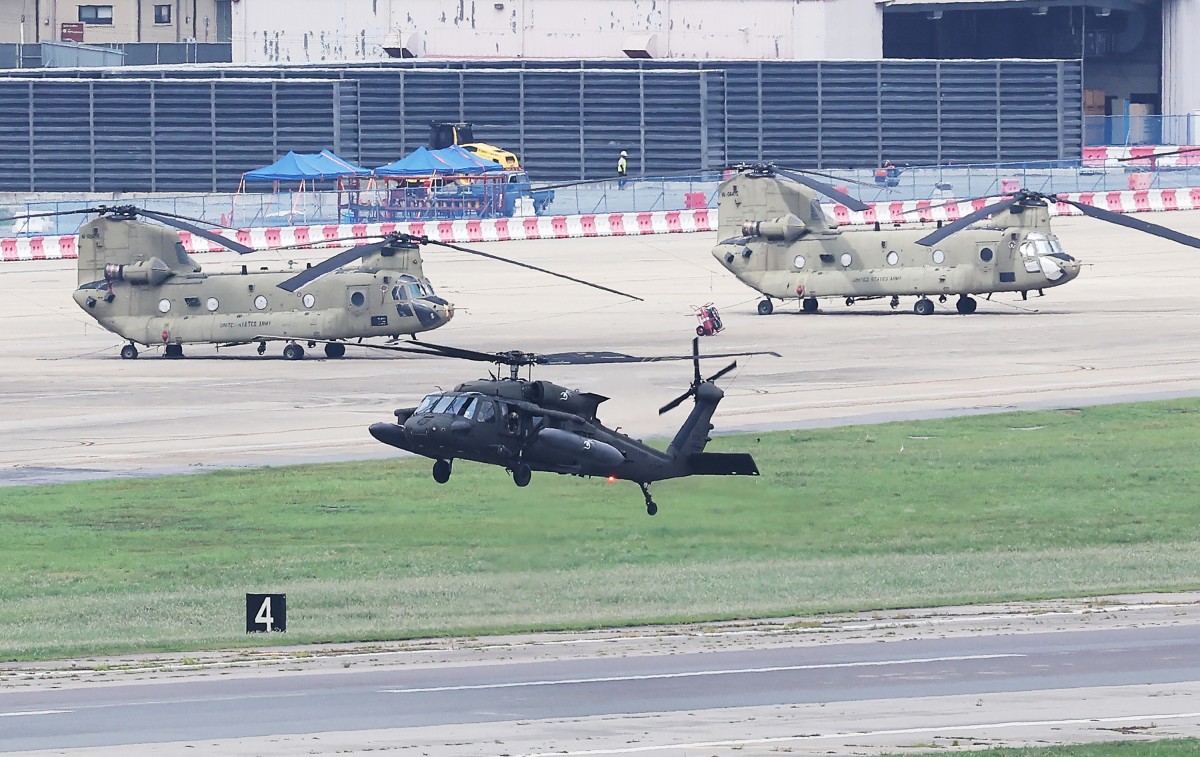 Ecuador recibió tres helicópteros Black Hawk por parte de Estados Unidos. Foto: API/REFERENCIAL