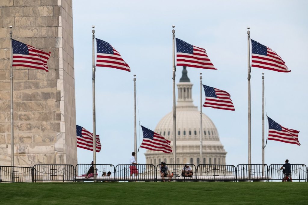 Estados Unidos, a través de su presidente Donald Trump, decidió suspender las solicitudes de visas de inmigrante. Foto: AFP