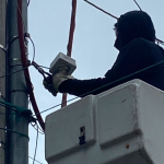 Personal policial y militar ejecutó los controles de retiro de cámaras en distintos sectores de Cuenca. /Cortesía
