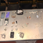 Durante los controles de las fuerzas de seguridad, ejecutados recientemente en el Centro de Privación de Libertad Azuay 1, únicamente se han encontrado teléfonos móviles. (I)