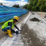 El cierre de la avenida 10 de agosto se debe a la construcción del Parque de los Jóvenes. Foto: El Mercurio