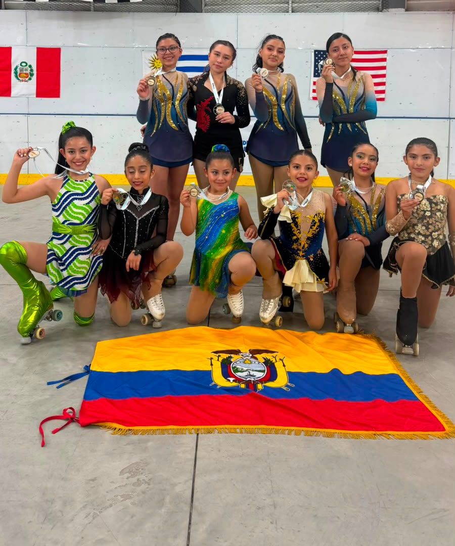 Azuayas tras su participación en Brasil. /Cortesía