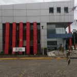 El cuerpo del trabajador fue traslado al centro forense para la autopsia de ley. Foto cortesía
