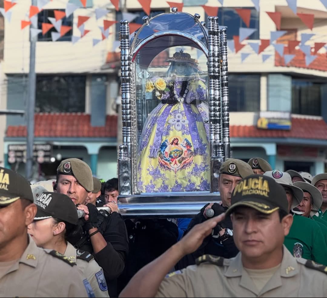 traje - churonita