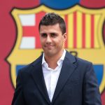Rodri al firmar contrato con el Barca. Foto: Fabrizio Romano