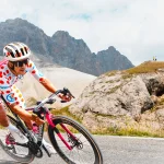 Richard Carapaz es el líder de su equipo para buscar el podio en La Vuelta. Foto: EF Education-EasyPost