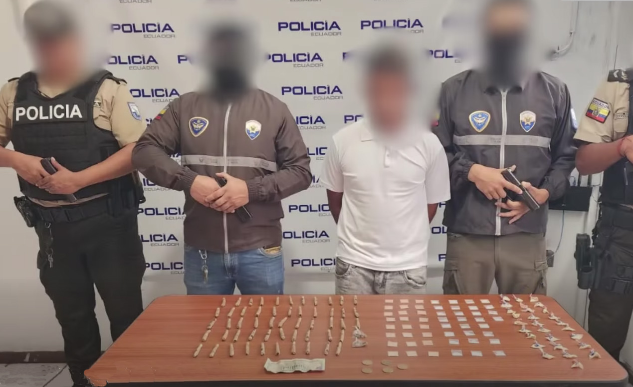 Personal policial ejecutó operativos en La Troncal y detuvo a ciudadano que vendía droga. /Cortesía