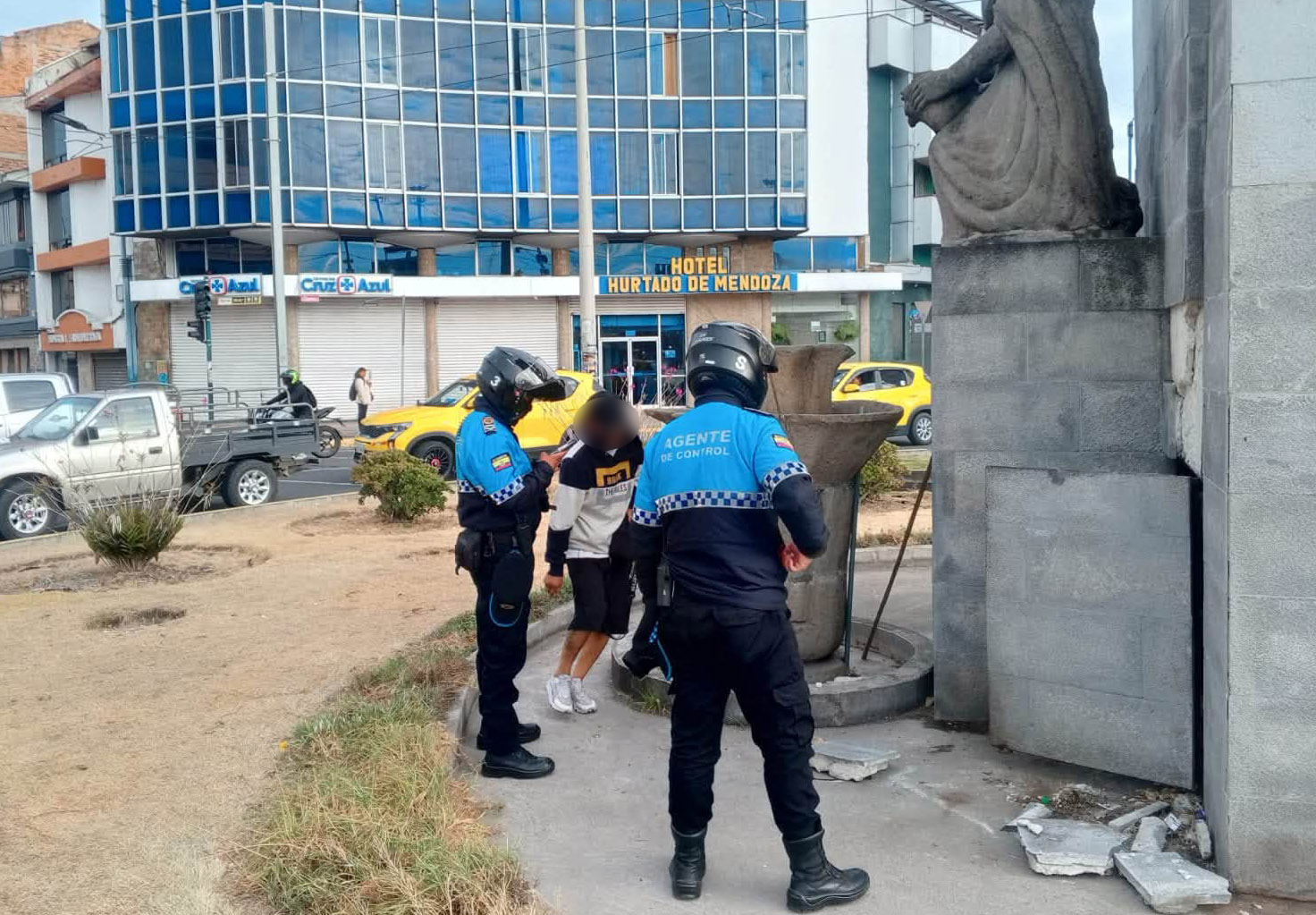 Agentes de control municipal retiraron a ciudadanos denominadas ‘franeleros’ que laboraban en distintos puntos de la ciudad. /Cortesía
