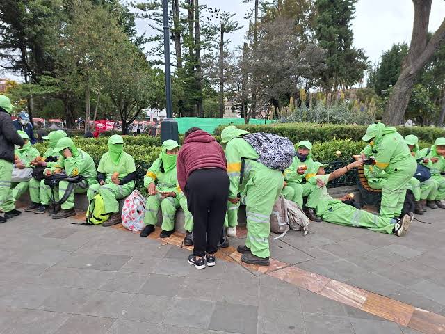 Analizan incluir en la nómina de la EMAC EP a los trabajadores de la limpieza. /Cortesía
