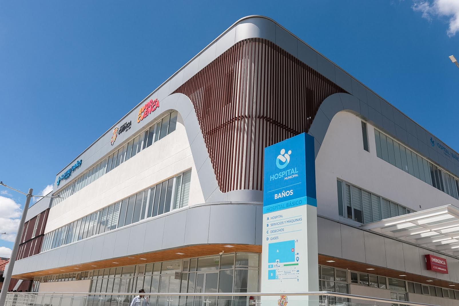 La inauguración del hospital de Baños se preveía inaugurar el domingo, 6 de septiembre de 2026. /El Mercurio