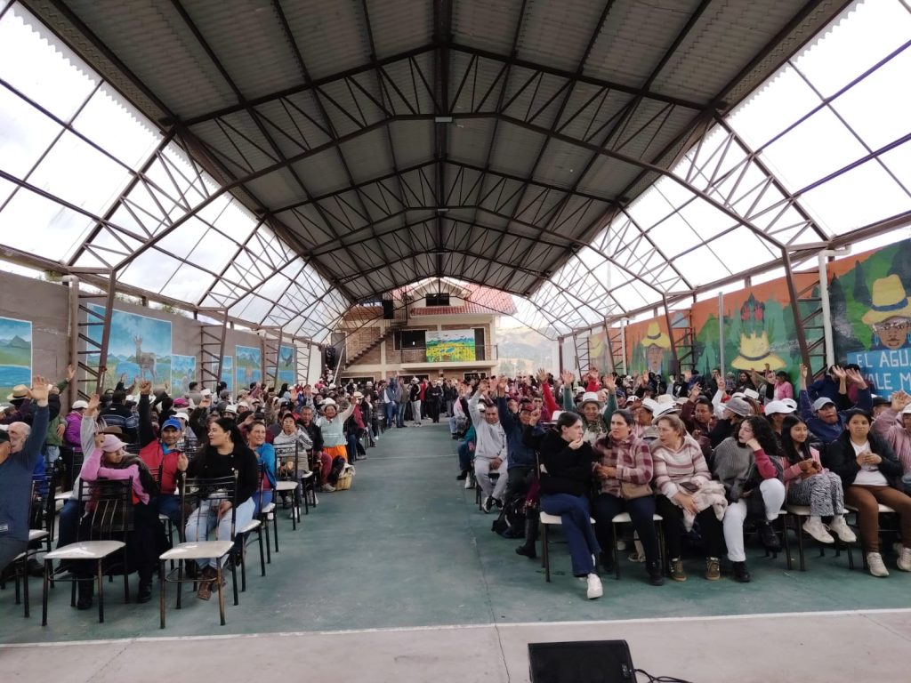 Comunidades de Victoria del Portete y Tarqui cumplen reuniones previo a la marcha conmemorativa de la Gran Marcha por el Agua.