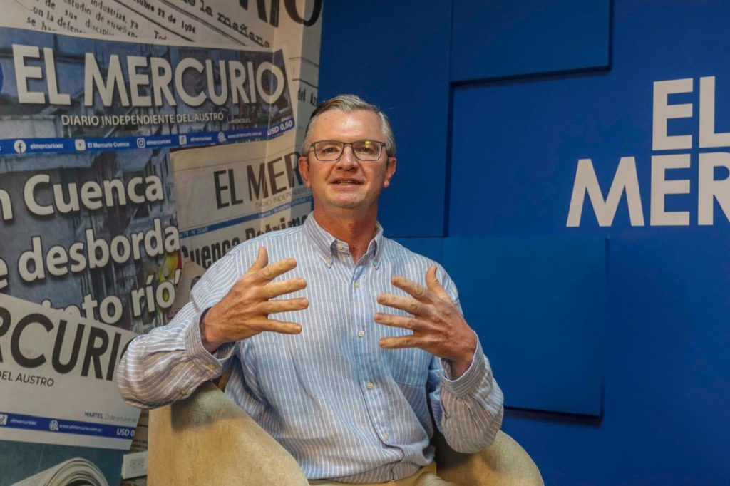 Juan Carlos Vega plantea priorizar la seguridad y una relación pragmática con el Gobierno Nacional para impulsar obras en Cuenca.