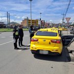 Las plataformas digitales de servicio de pasajeros y tarifas de taxis son retos para el nuevo alcalde.