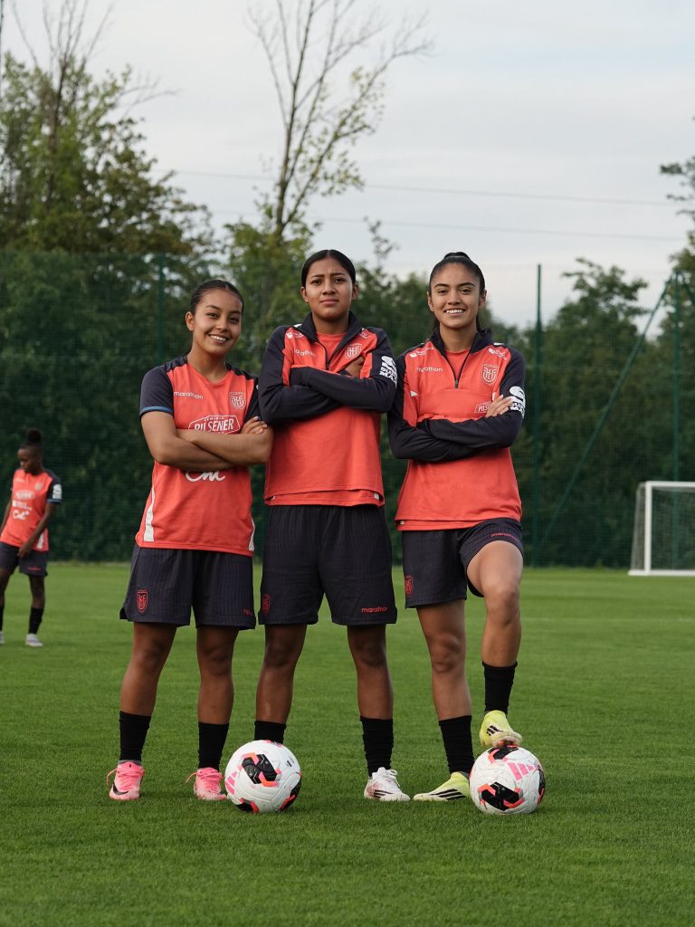 La Selección ecuatoriana femenina Sub-20 realizó ayer su último entrenamiento antes del debut mundialista en Polonia. /Cortesía