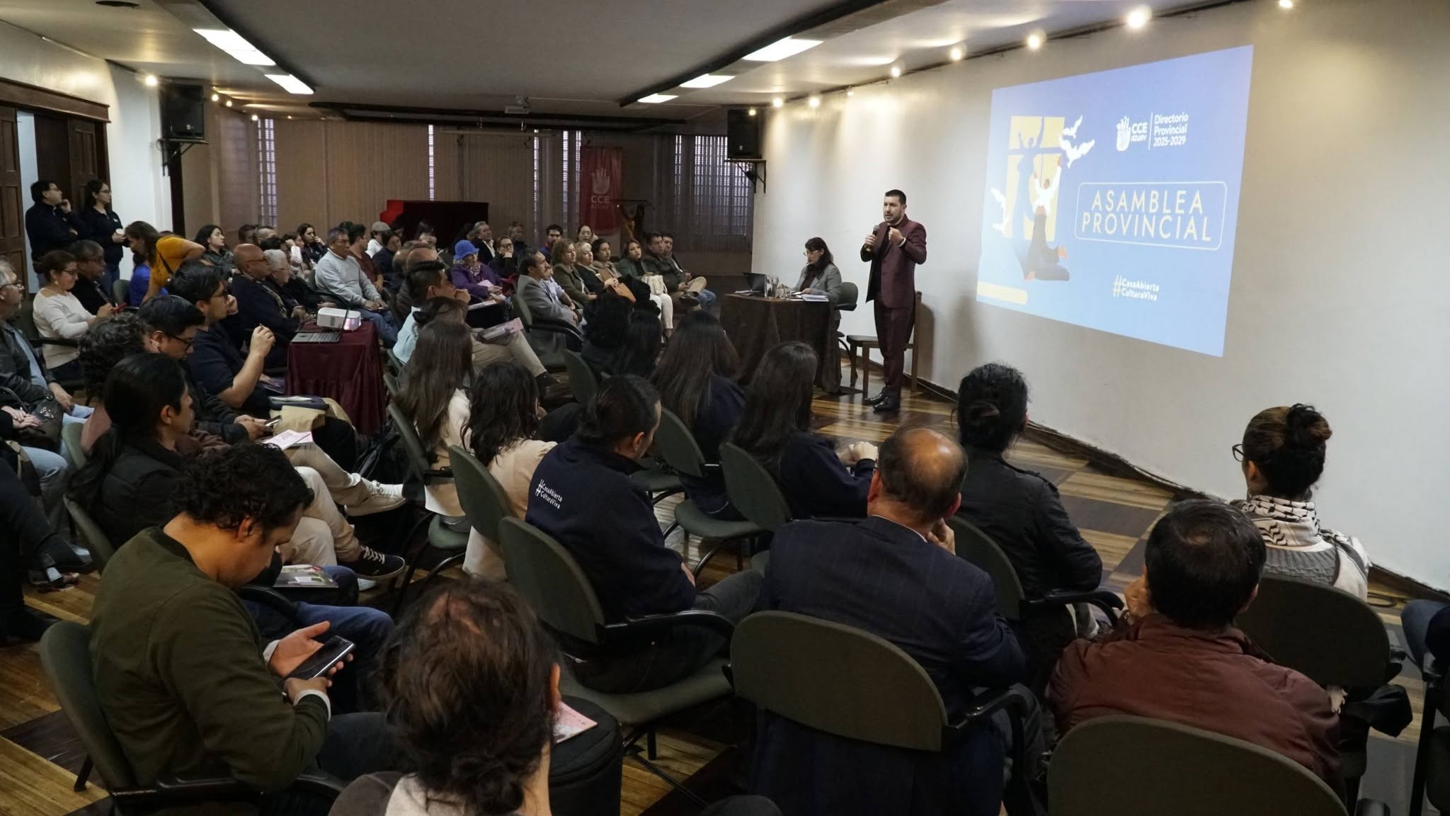 Desde la Casa de la Cultura, Núcleo del Azuay, se convocó a una asamblea ordinaria para el miércoles 9 de septiembre de 2026 en las instalaciones de la sede provincial. /Cortesía