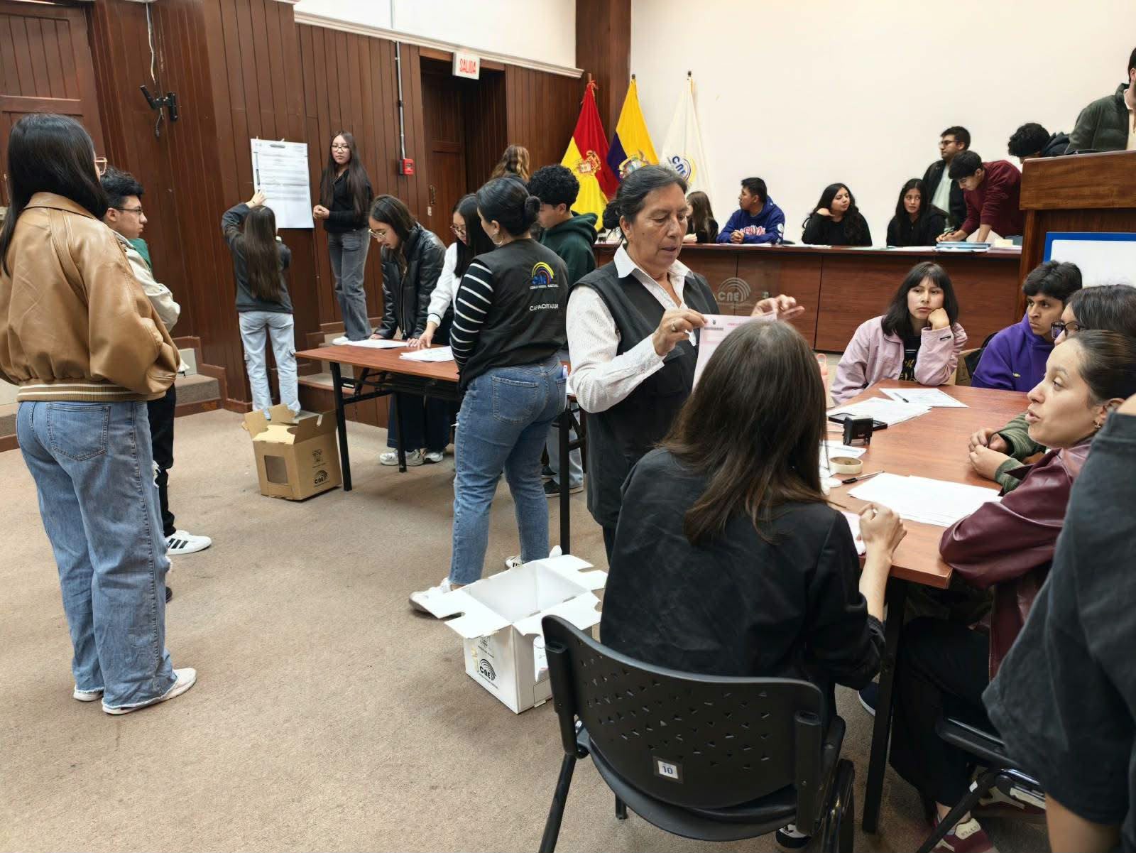 CNE informó que nueve provincias ya han terminado la inscripción de sus candidatos.