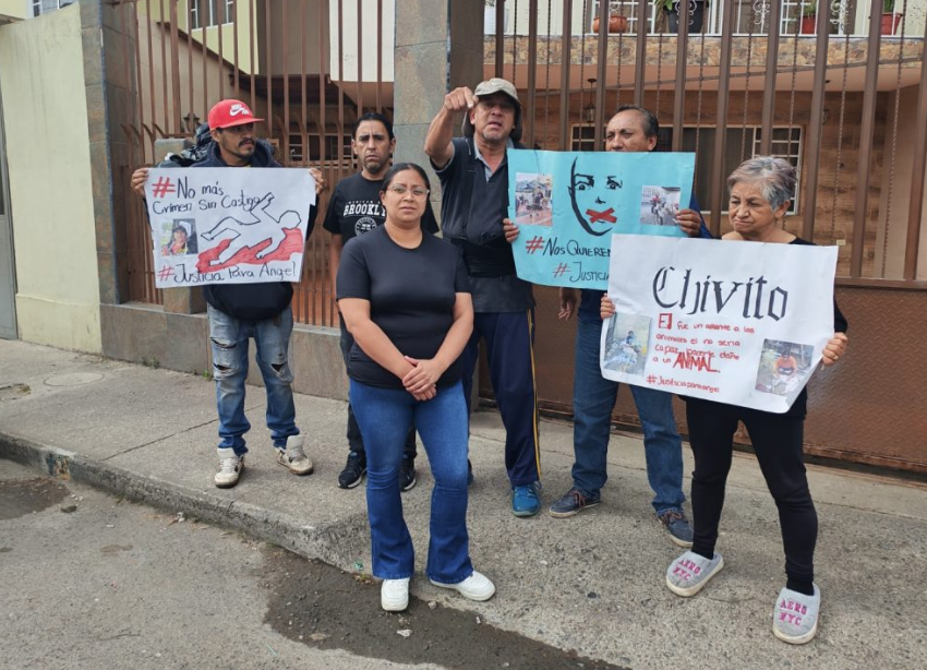 Familiares de Ángel Anguisca se manifestaron algunas ocasiones para que se haga justicia por su allegado. /Cortesía