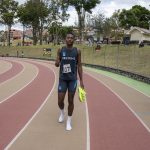 El velocista Stiven Méndez se impuso en los 100 metros planos del Campeonato Nacional de Atletismo Sub-18, disputado en Cuenca. JRO