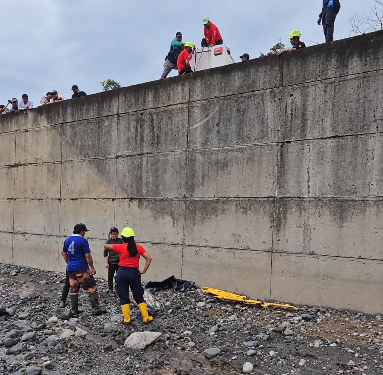Tres trabajadores de los cinco que fueron arrastrados por el río Bulubulu han sido hallados muertos.