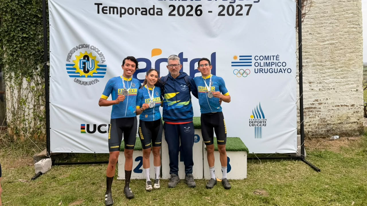 Ecuatorianos al finalizar al Sudamericano en Uruguay. Foto: Cortesía