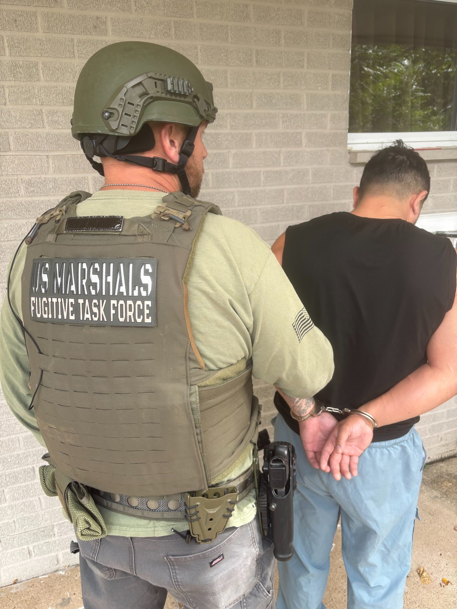 Migrante ecuatorianos que era buscado por autoridades de EE.UU., fue detenido en un motel.