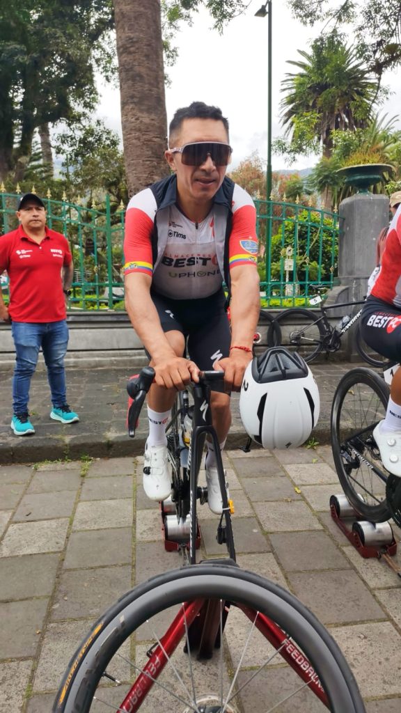 Bayron Guamá se quedó con la primera etapa de la Vuelta a Ecuador. Foto: El Mercurio