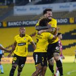 Darío Benedetto celebra gol del triunfo. Foto: API