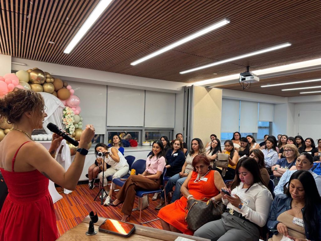 El evento es gratuito para los inmigrantes ecuatorianos que se encuentran en Nueva York. Foto: Consulado de Ecuador