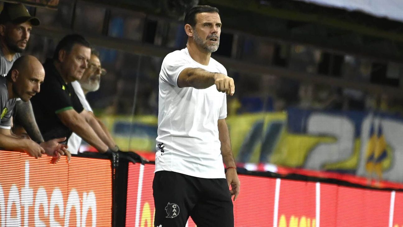 Andrés Yllana, entrenador argentino.