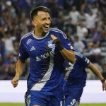 Aníbal Leguizamón celebra gol del tirunfo. Foto: API