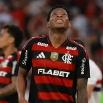 El delantero ecuatoriano confirmó que continuará en el club brasileño y aseguró estar enfocado en los próximos desafíos de Flamengo.