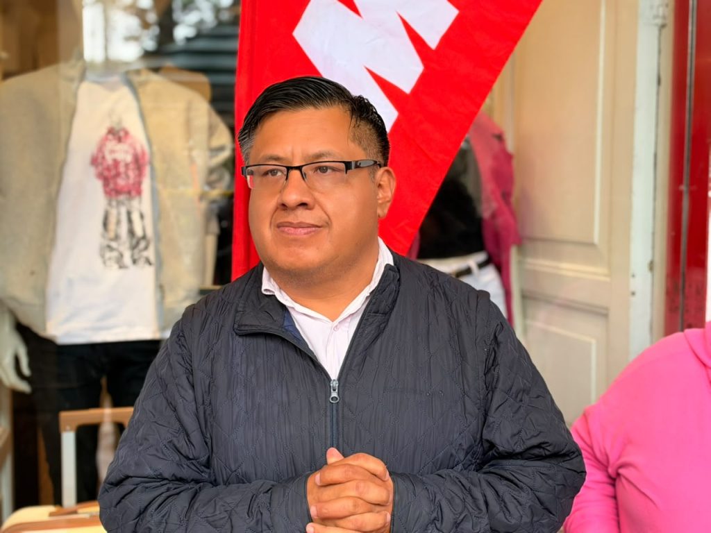 Diego Jimbo, del Observatorio Nacional de Enfermedades Catastróficas, cuestionó el actuar de Xavier Bermúdez, gobernador del Azuay, y pidió a las autoridades mayor apertura para dialogar con los pacientes. /Cortesía
