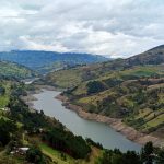El río Paute muestra un bajo caudal pese a las lluvias de los últimos días, una situación que mantiene la atención sobre la generación eléctrica del país.