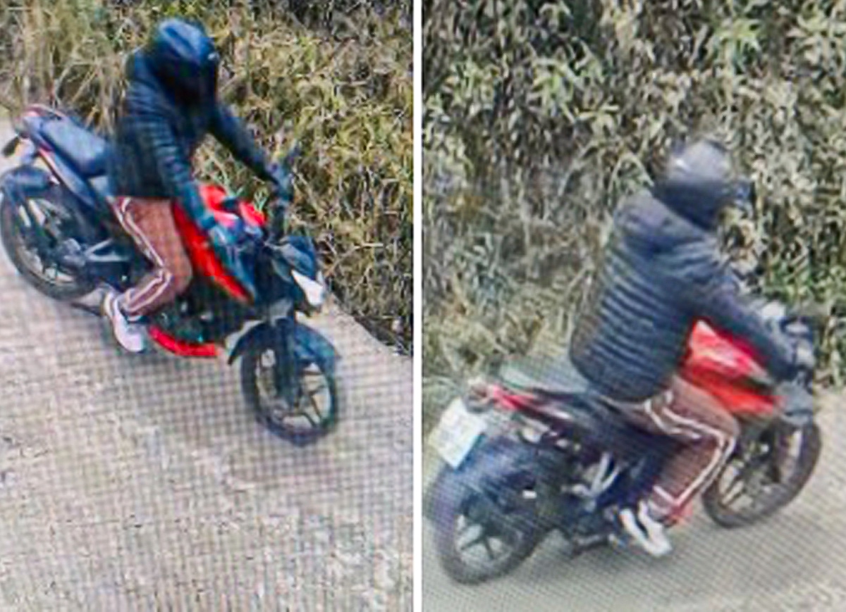 Un sujeto en moto intentó atacar a un mujer y a su hijo en una calle en Chiquintad, en Cuenca.
