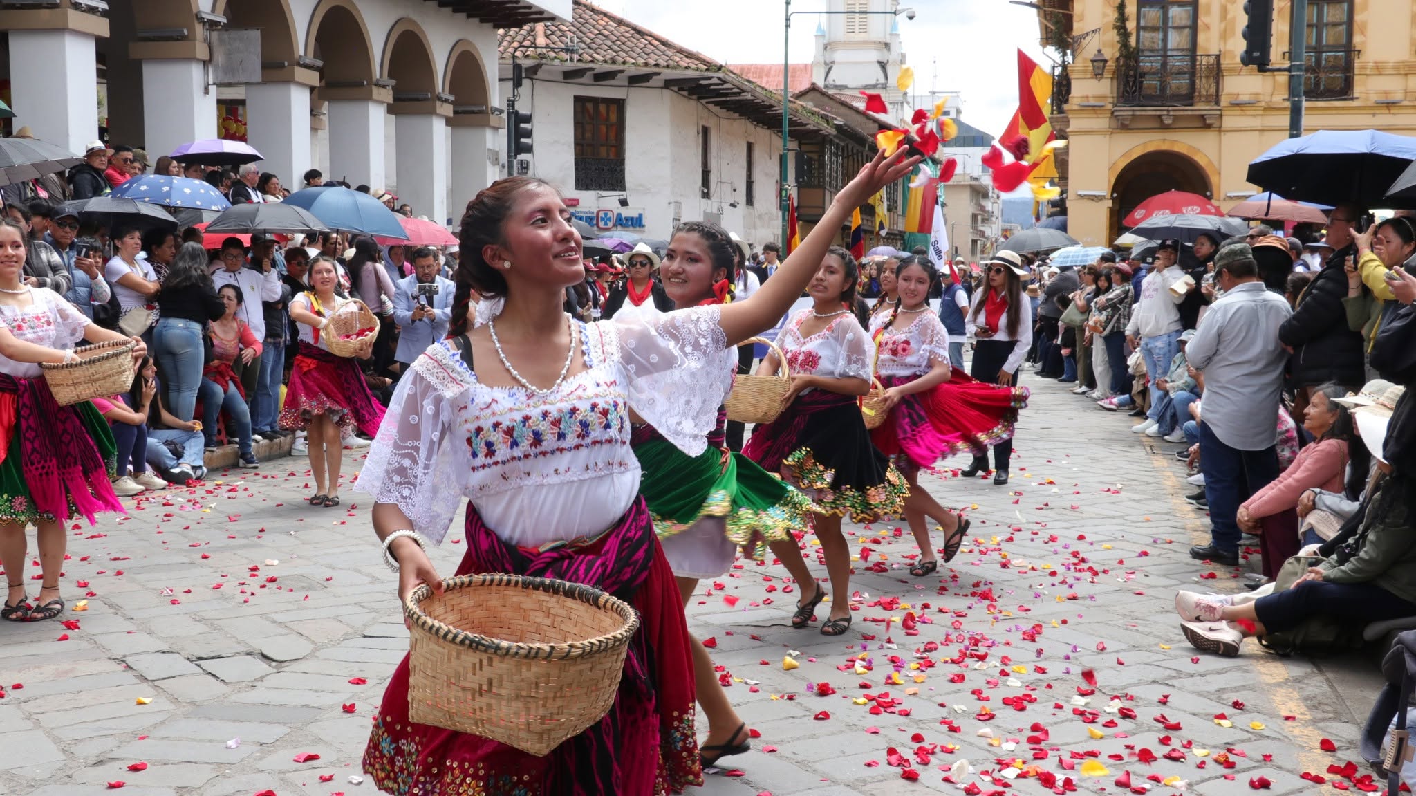 Estudiantes de Cuenca rendirán tributo a Cuenca por sus fiesta de Independencia. /Cortesía
