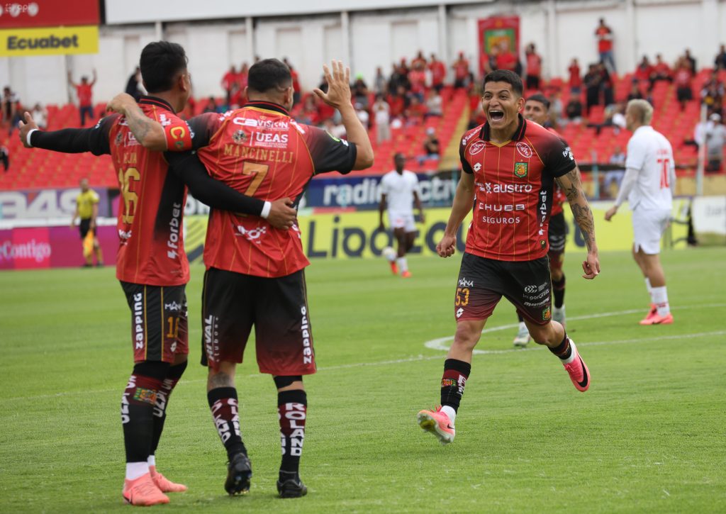 Deportivo Cuenca ganó a Técnico Universitario. Foto: API