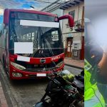 Este bus manejaba el conductor que no quiso que le apliquen la prueba de alcoholemia. Foto: EMOV