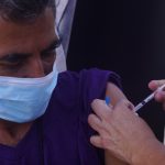 La vacunación está dirigida para la población ecuatoriana. Foto: API