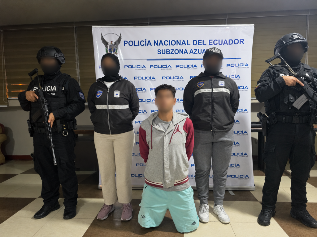 Un hombre fue detenido por la Policía Nacional en Cuenca. Foto: PN