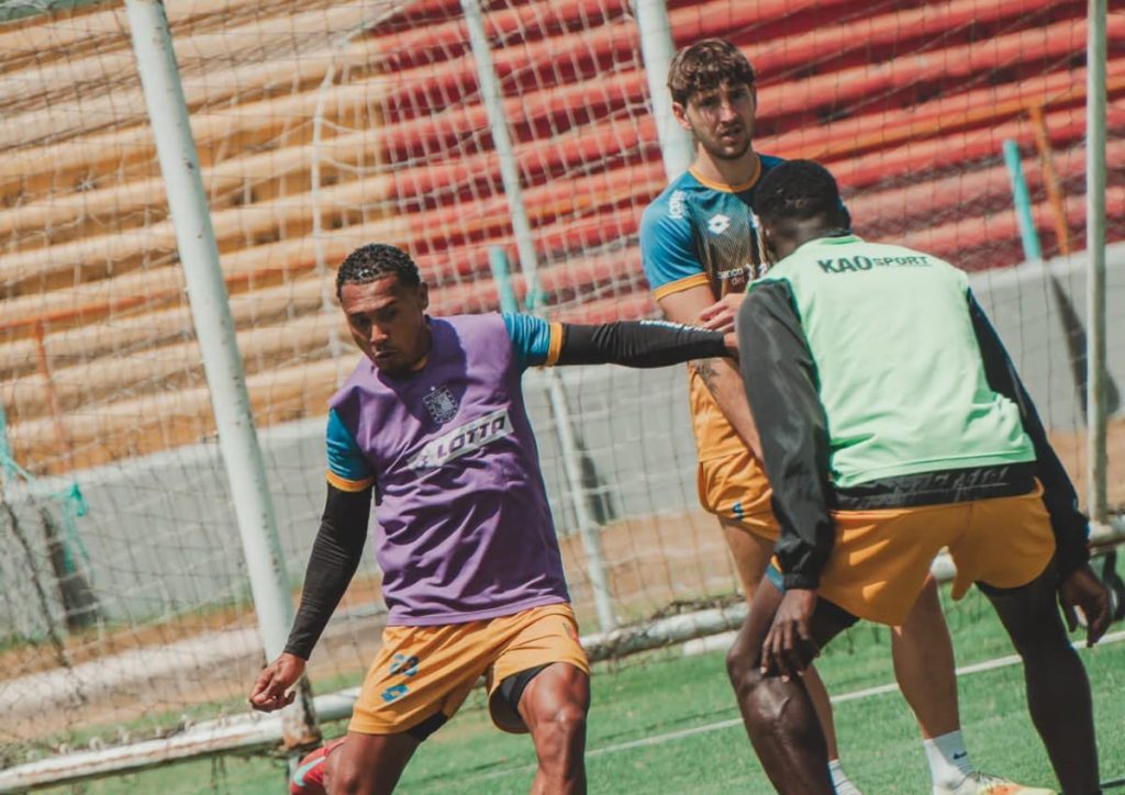 Entrenamiento del Deportivo Cuenca.