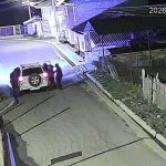 Vehículo en el que se movilizaban los presuntos delincuentes.