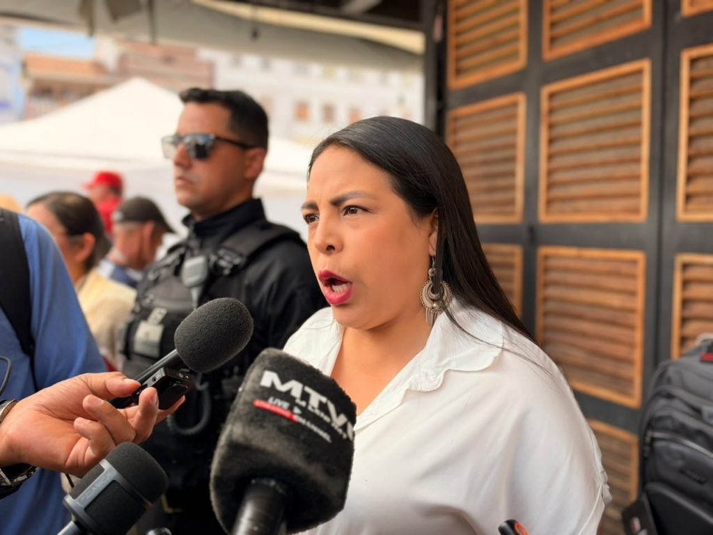 La alcaldesa de Cuenca, Marisol Peñaloza, se refirió al concierto "fantasma" que no se hizo en Cuenca y que, aun así, se pagó. Foto: El Mercurio