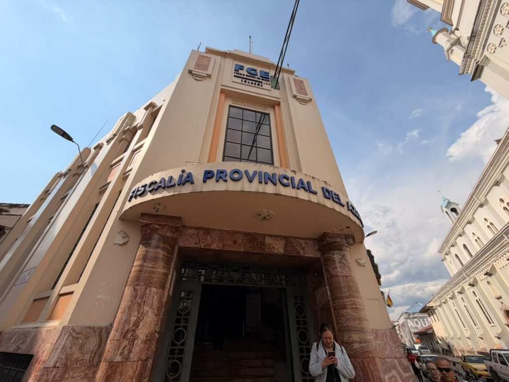 El expediente se entregará a la Fiscalía del Azuay. Foto: El Mercurio